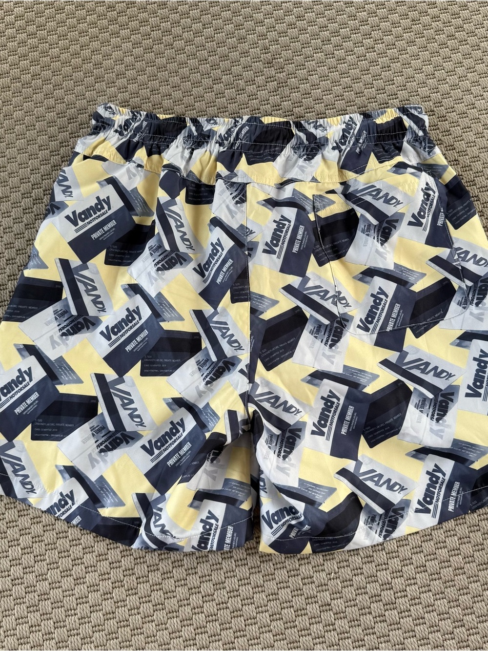 VandyThePink membership mono shorts - Picture 5 of 5